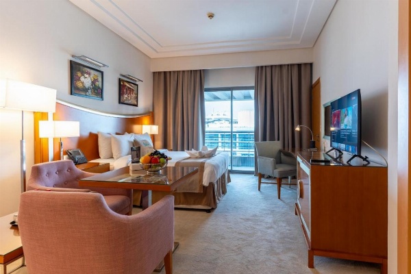 Grand Bellevue Hotel Apartment Dubai image 2